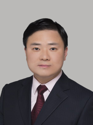 王亮